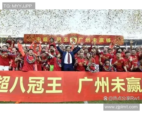 中超联赛新风潮：国内足球崛起的机遇与挑战分析