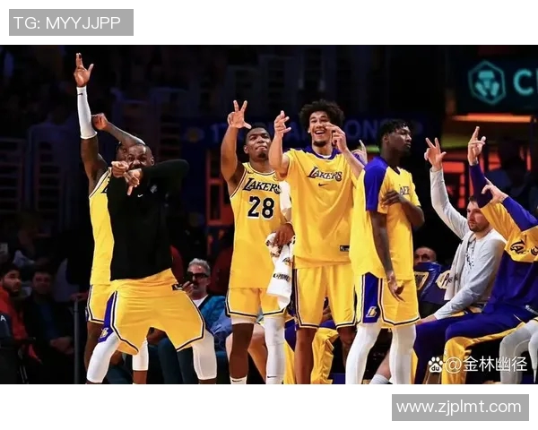 火箭队与湖人第五场激战回顾：谁能在季后赛中逆袭成功