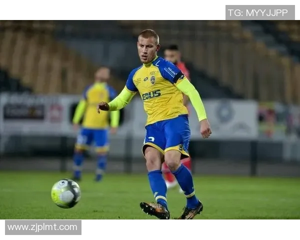 特尔斯达与格拉夫夏普的精彩对决揭示了足球战术与团队合作的重要性 特尔斯达与格拉夫夏普的精彩对决揭示了足球战术与团队合作的重要性