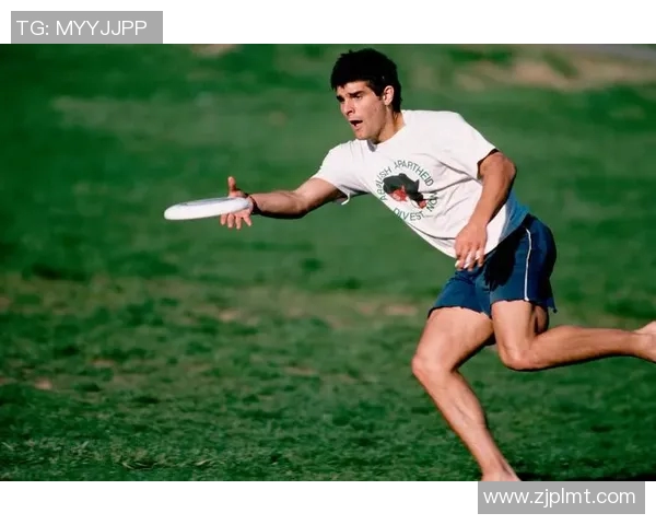 飞盘团队精神:深入解析北京飞盘队的协作与默契之道 飞盘团队精神:深入解析北京飞盘队的协作与默契之道