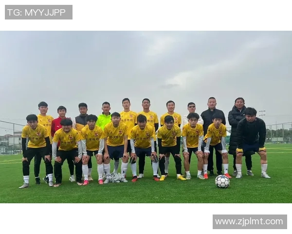 五十四中学足球明星的成长之路与辉煌成就探秘 五十四中学足球明星的成长之路与辉煌成就探秘